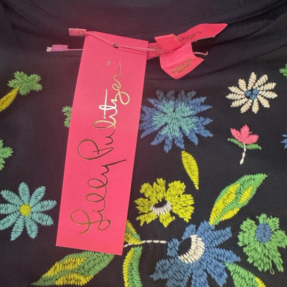 Lilly Pulitzer Rami Navy Sweatshirt with Floral Embroidery NWT - Picture 5 of 8